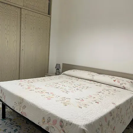 Con Giardino Vista Mare Apartment *