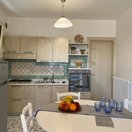 Con Giardino Vista Mare Apartment